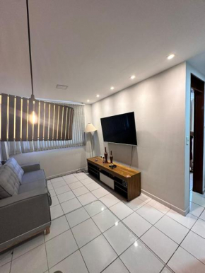 Flat para até 4 pessoas ao lado Manaira shopping